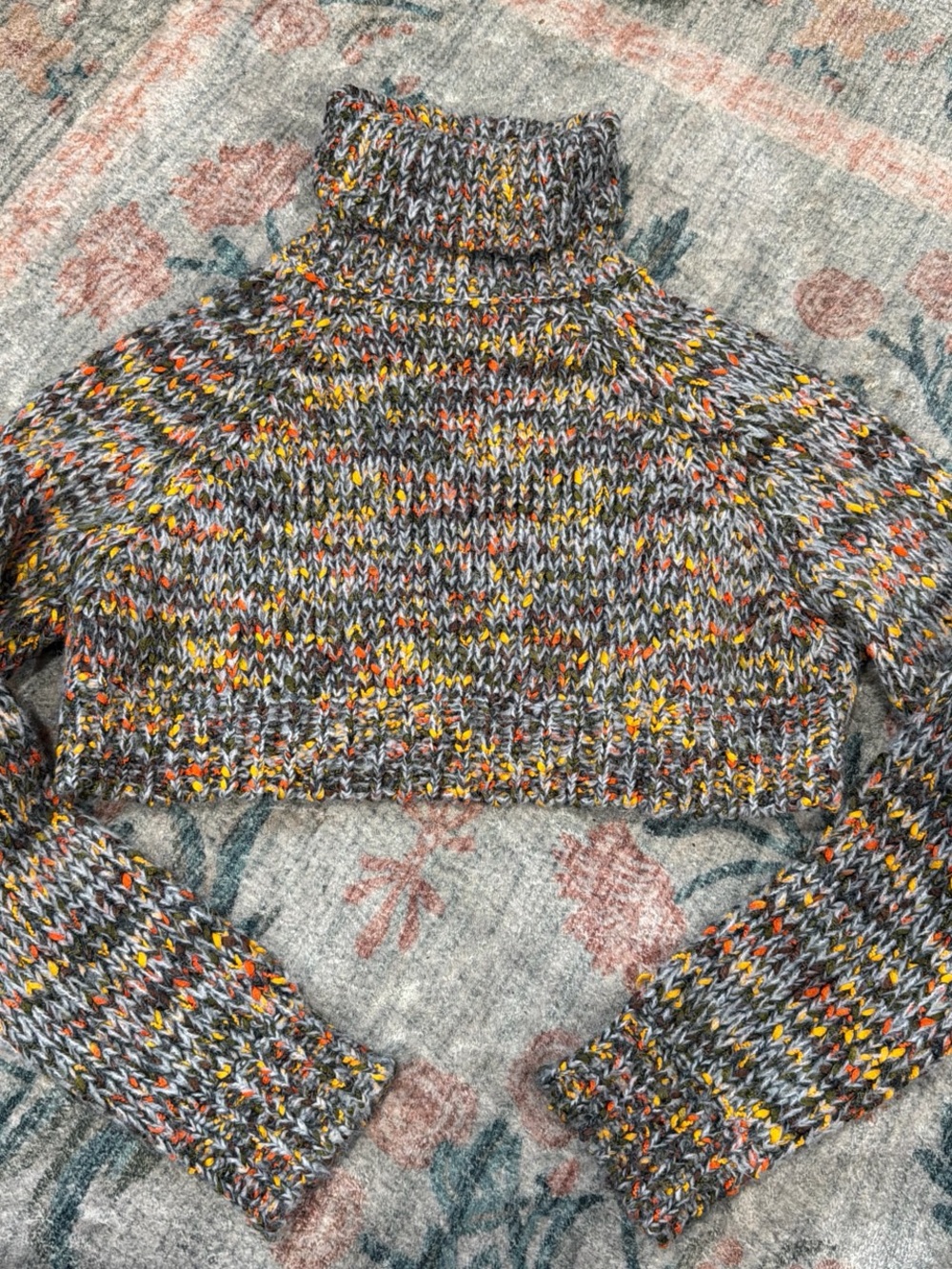 Pretty Little Thing cropped sweater